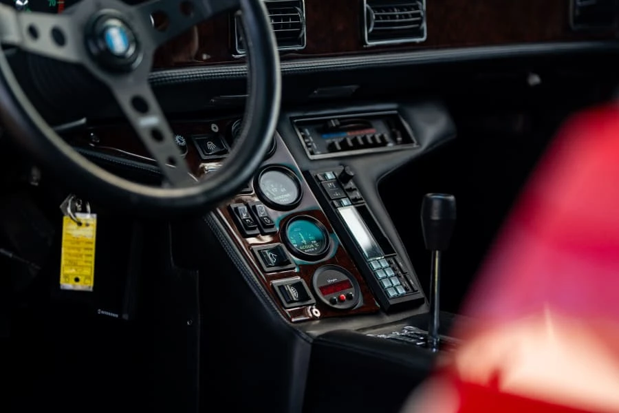 1986 DeTomaso Pantera - Image 27 of 31