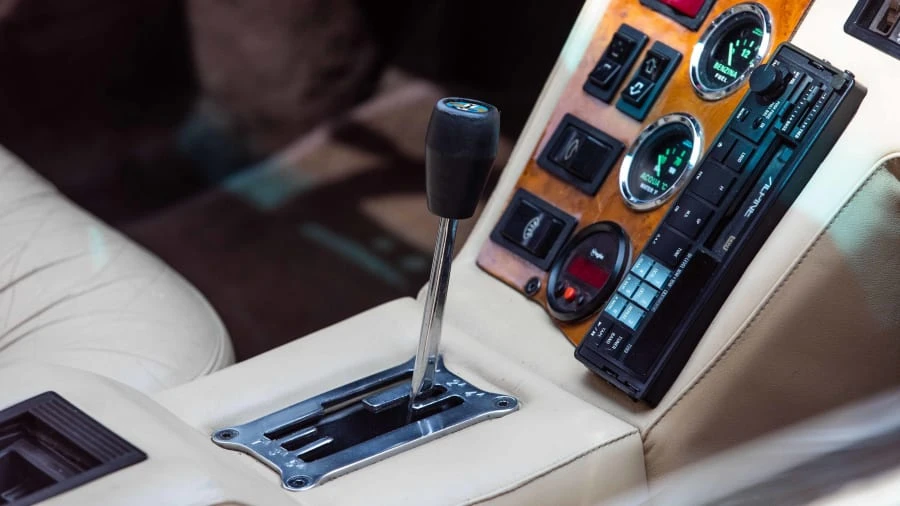 1986 DeTomaso Pantera - Image 18 of 31