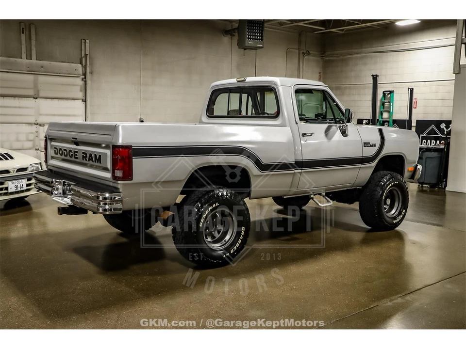 1986 Dodge D Series - Image 9 of 31