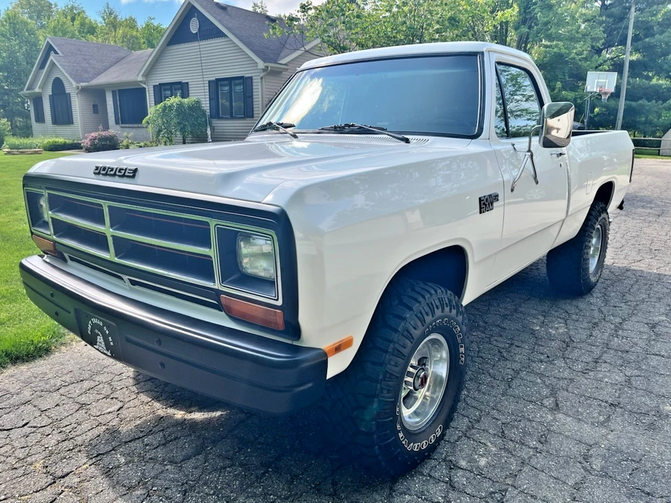 1986 Dodge Ram 1st Gen - Image 7 of 20