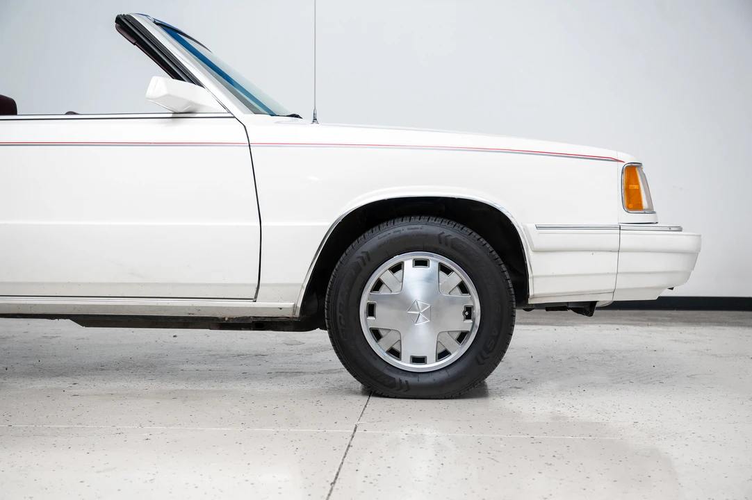 1986 Chrysler K-Car - Image 13 of 31