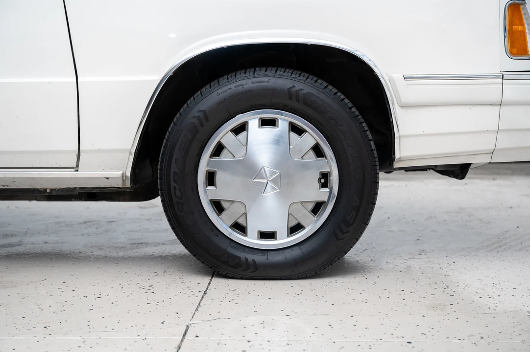 1986 Chrysler K-Car - Image 30 of 31
