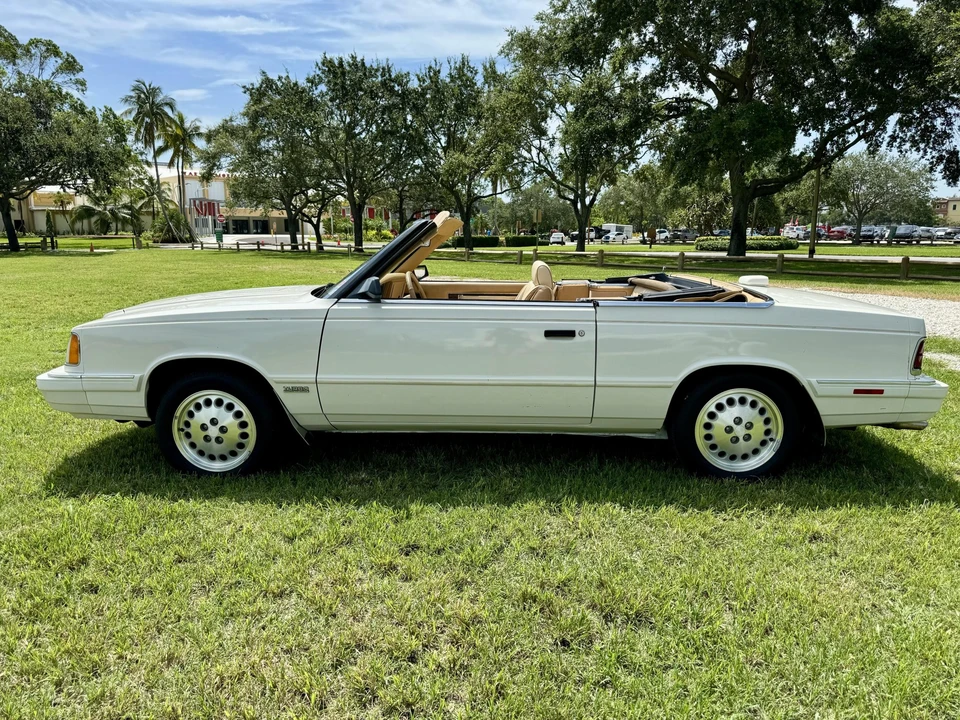 1986 Chrysler K-Car - Image 10 of 31