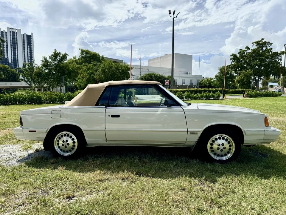 1986 Chrysler K-Car - Image 5 of 31