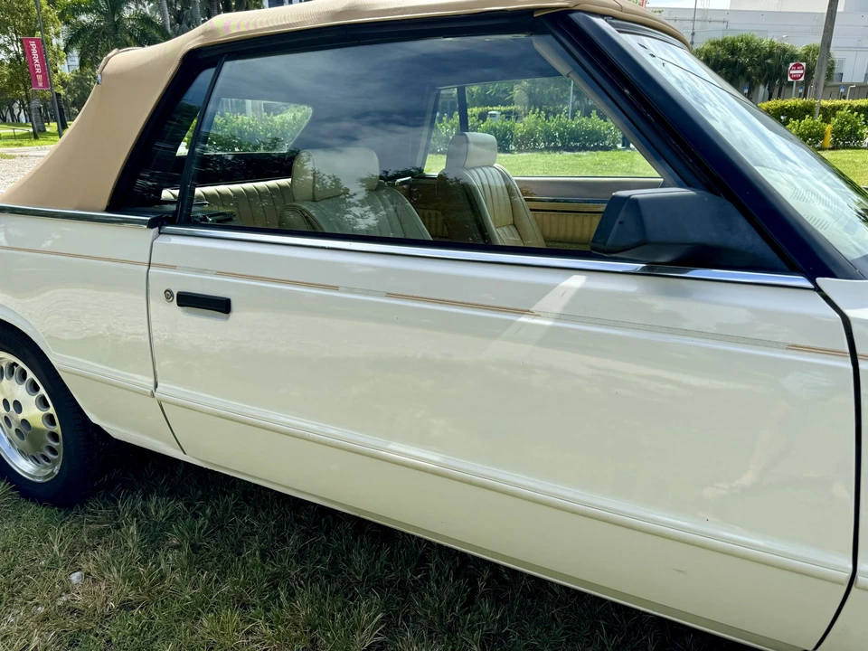 1986 Chrysler K-Car - Image 21 of 31