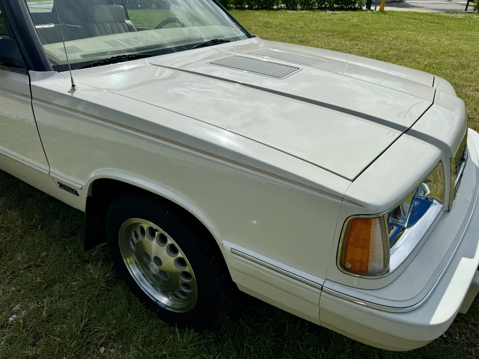 1986 Chrysler K-Car - Image 20 of 31