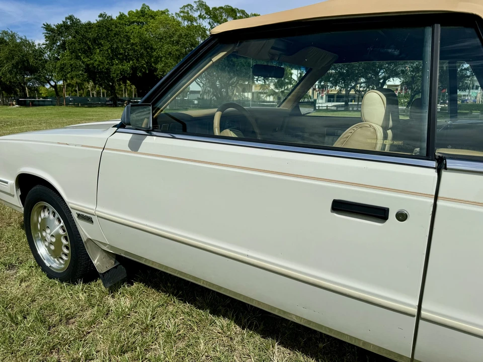 1986 Chrysler K-Car - Image 25 of 31