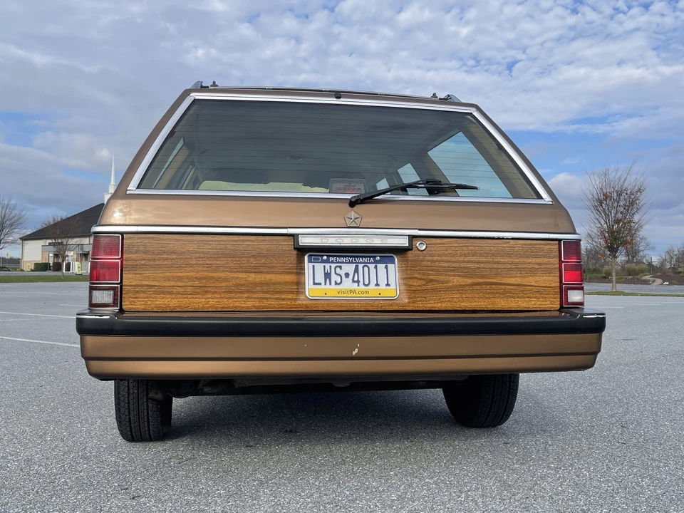 1986 Chrysler K-Car - Image 9 of 31