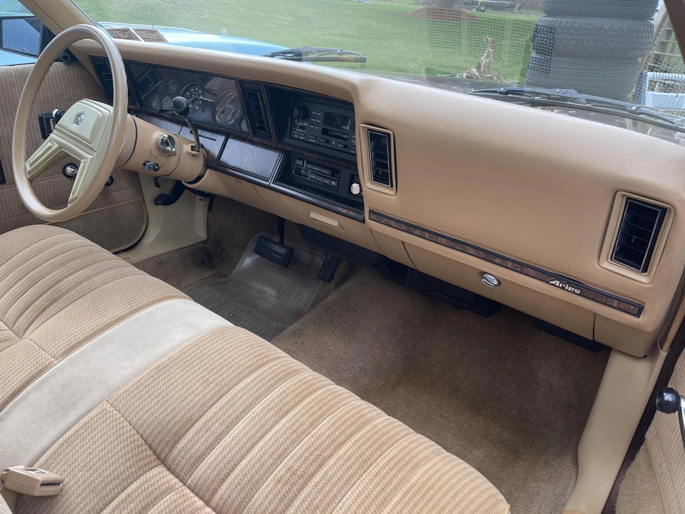 1986 Chrysler K-Car - Image 28 of 31