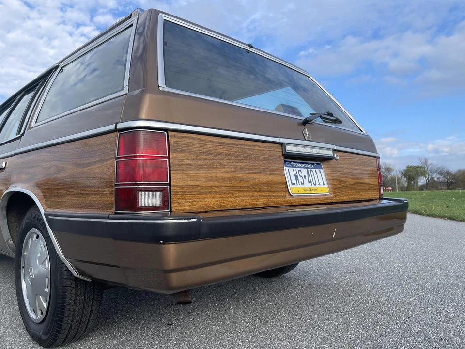 1986 Chrysler K-Car - Image 17 of 31