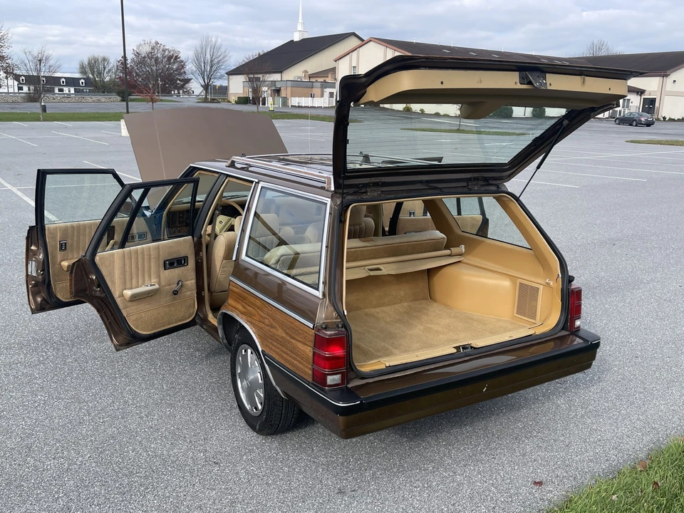 1986 Chrysler K-Car - Image 20 of 31