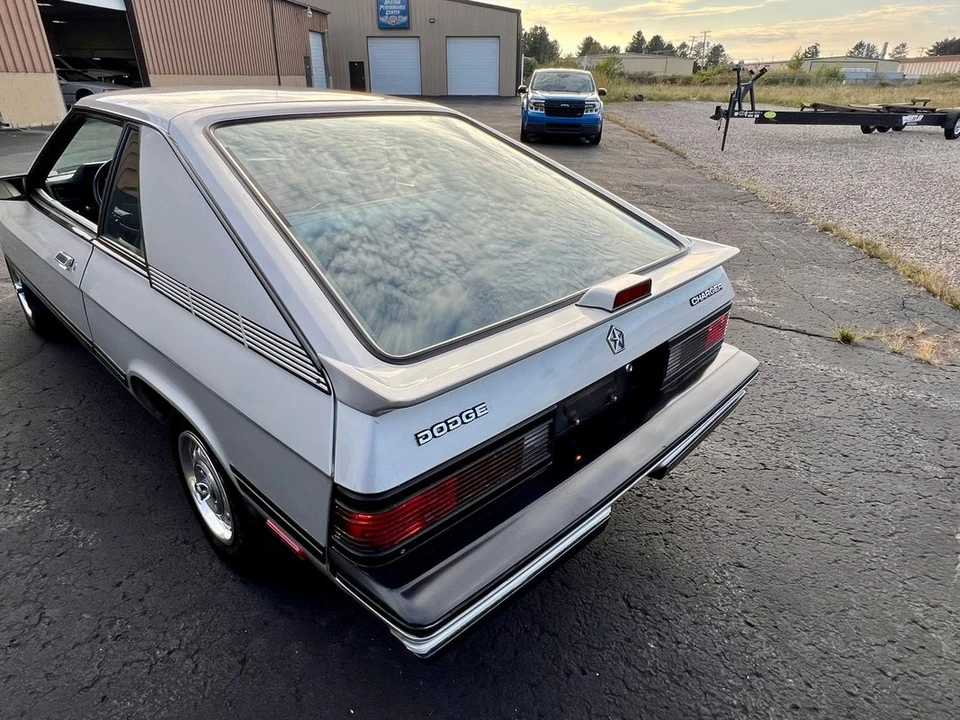 1986 Dodge Charger 5th Gen - Image 23 of 31
