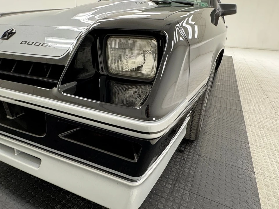 1986 Dodge Charger 5th Gen - Image 10 of 12