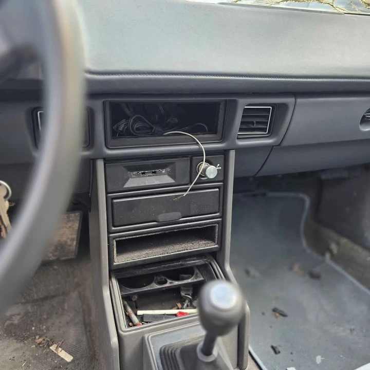 1986 Dodge Charger 5th Gen - Image 11 of 16