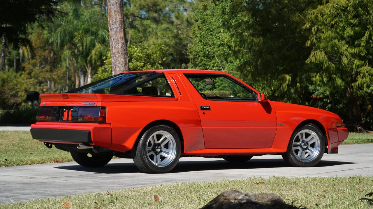 1986 Chrysler Conquest - Image 9 of 31