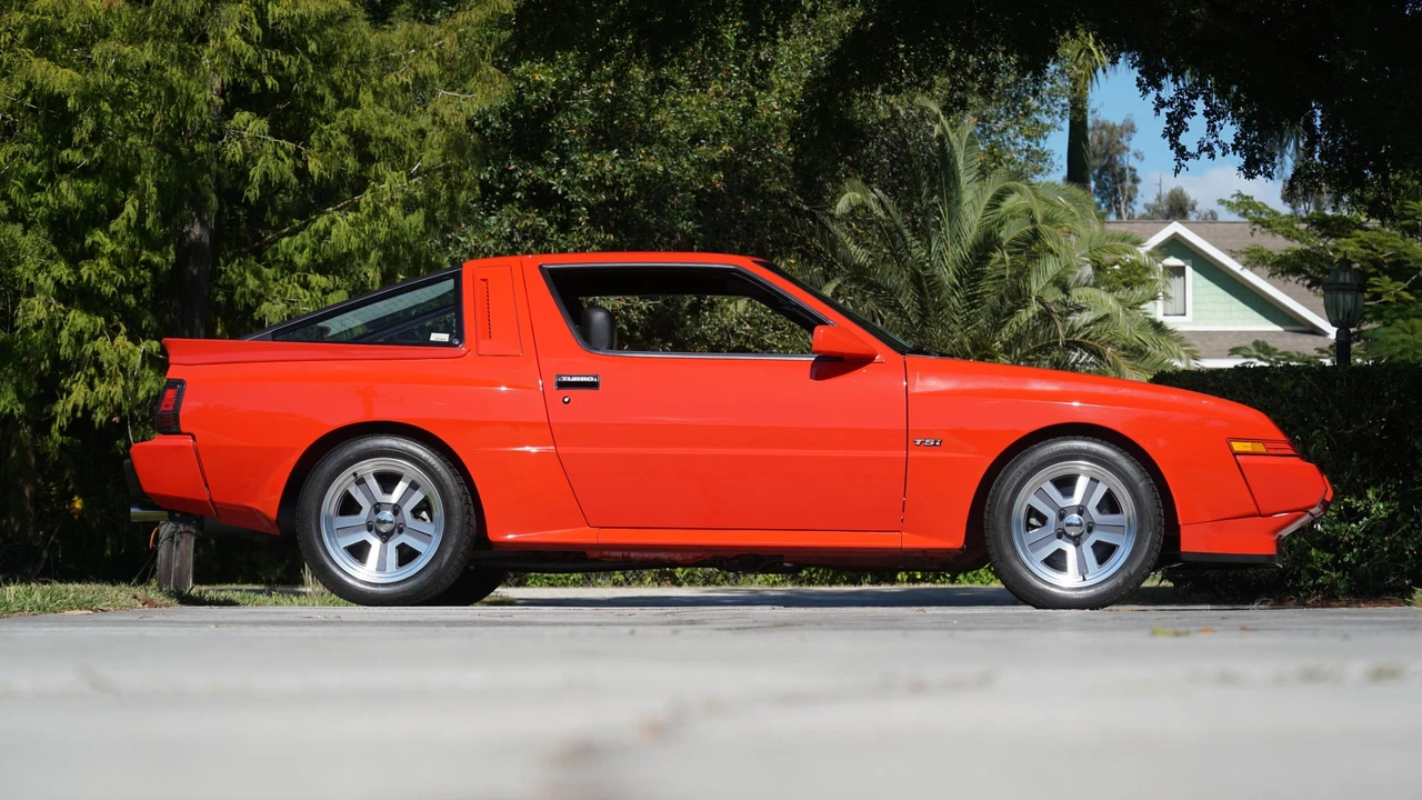 1986 Chrysler Conquest - Image 8 of 31