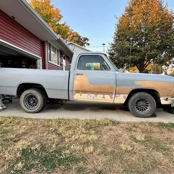 1986 Dodge D-150 Short Bed