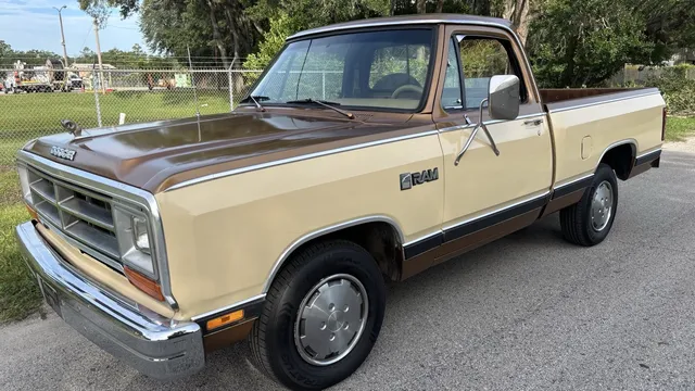 1986 Dodge D-Series D100