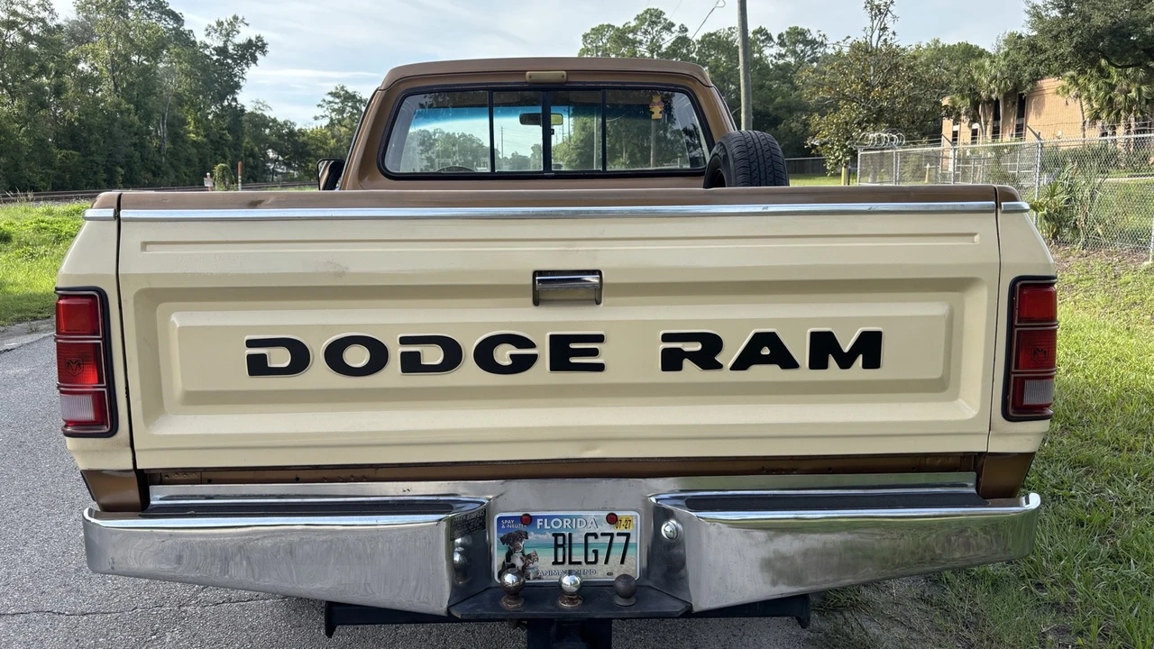 1986 Dodge D Series - Image 4 of 31