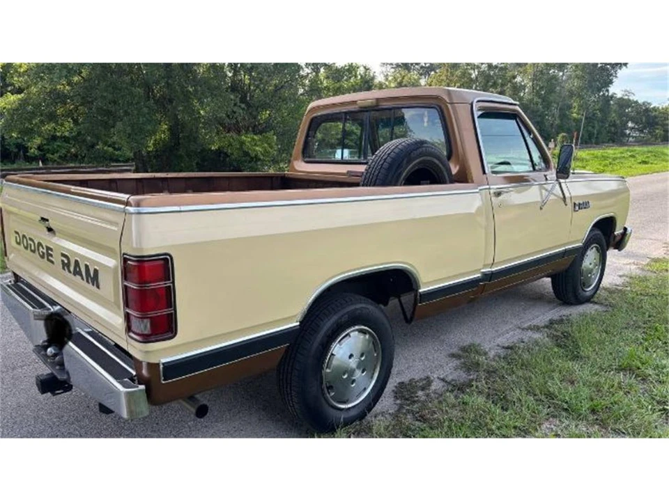 1986 Dodge D Series - Image 2 of 22