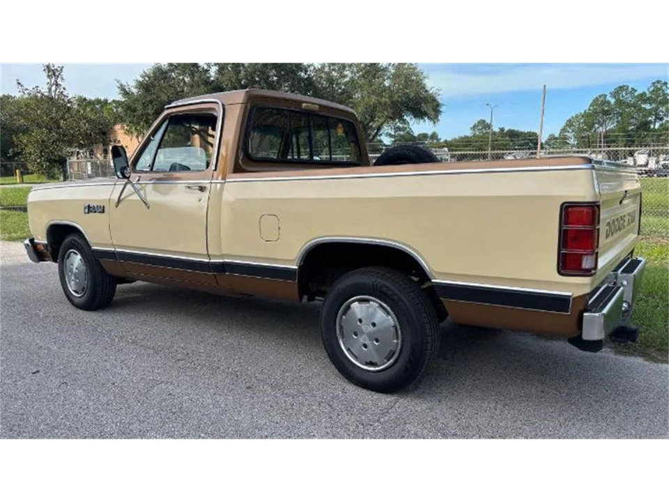 1986 Dodge D Series - Image 20 of 22
