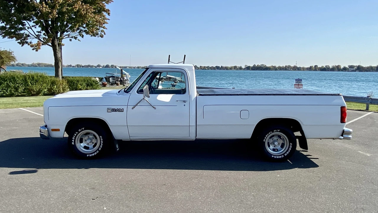 1986 Dodge Ram 1st Gen - Image 2 of 17