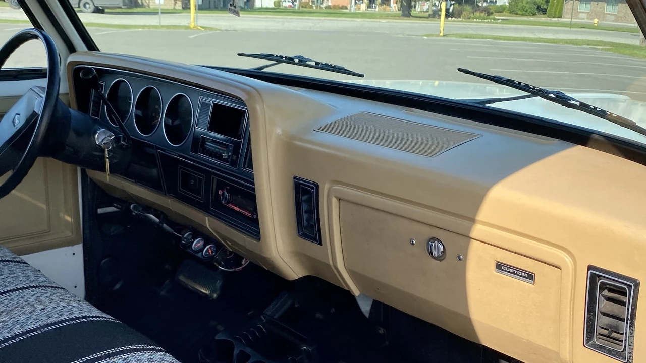 1986 Dodge Ram 1st Gen - Image 7 of 17
