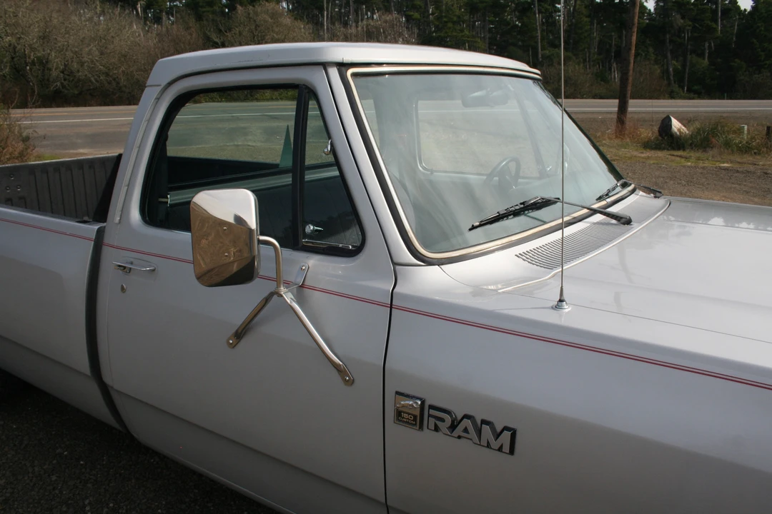 1986 Dodge Ram 1st Gen - Image 23 of 31