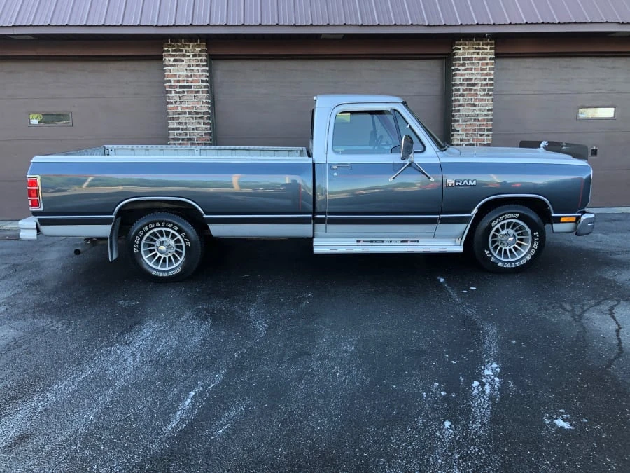 1986 Dodge Ram 1st Gen - Image 9 of 10