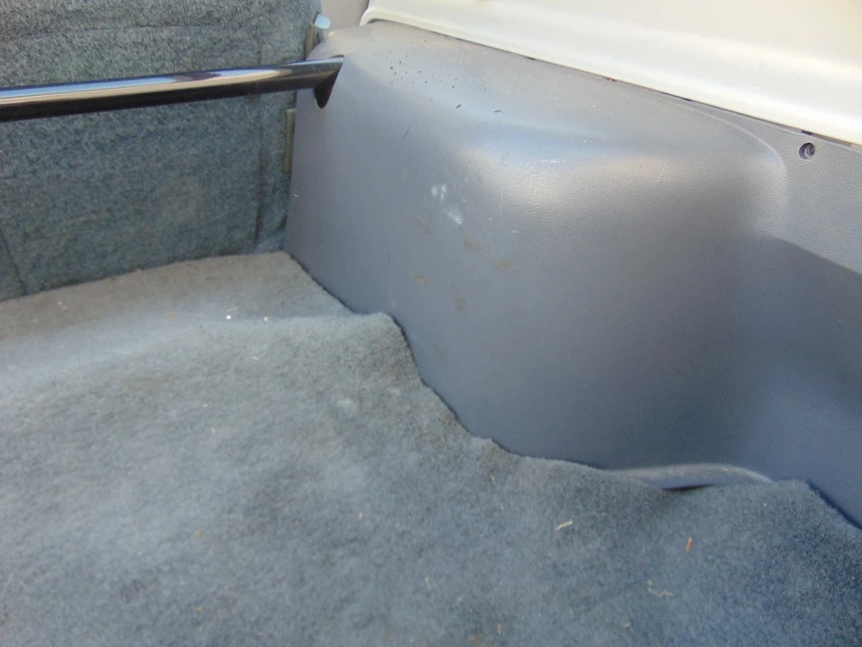 1986 Dodge Daytona - Image 12 of 19