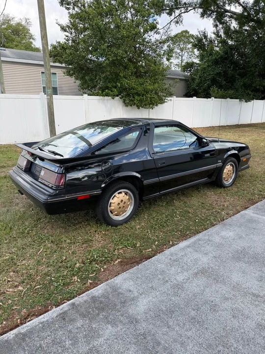 1986 Dodge Daytona - Image 4 of 11