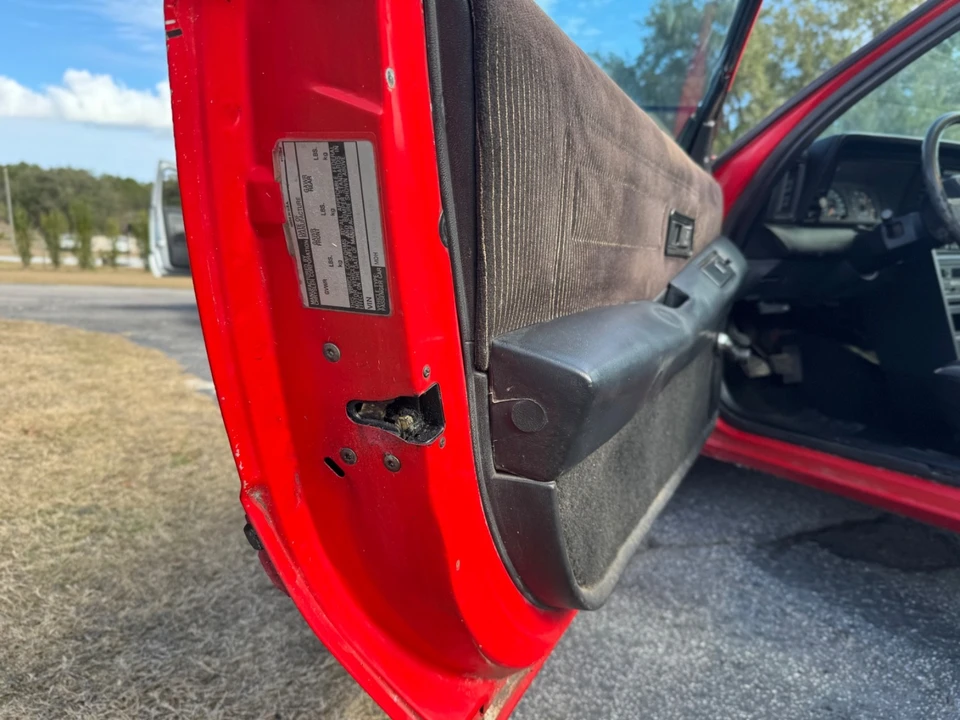 1986 Dodge Daytona - Image 6 of 21
