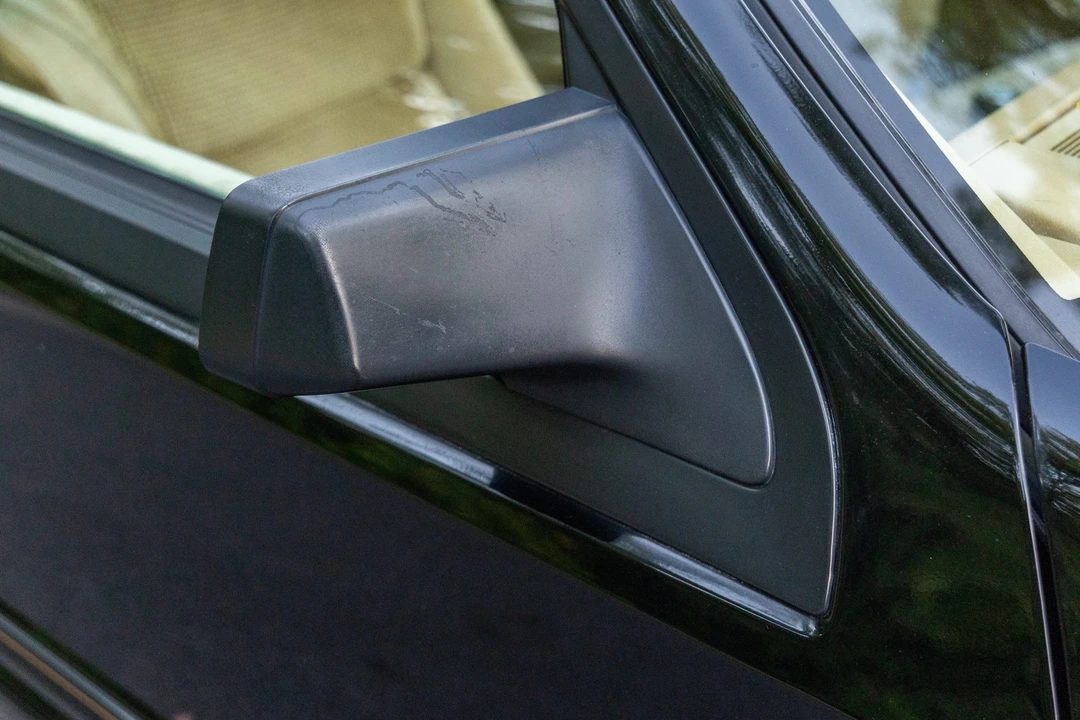 1986 Dodge Daytona - Image 29 of 31