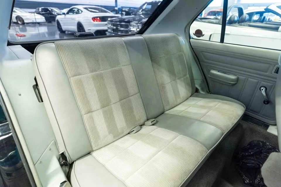 1986 Dodge Shelby GLH-S - Image 12 of 15