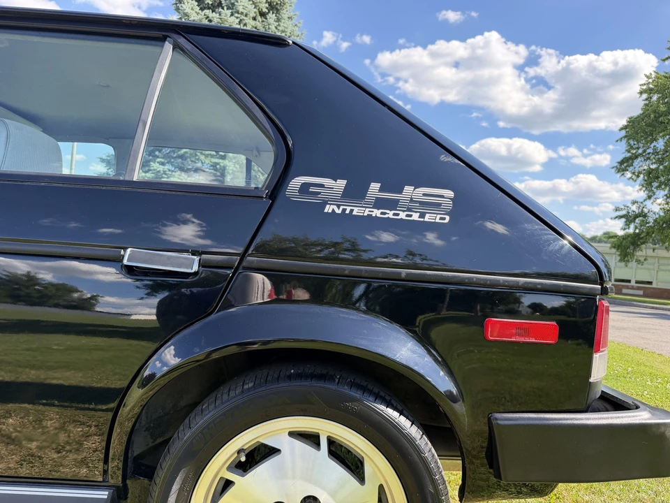 1986 Dodge Shelby GLH-S - Image 20 of 31
