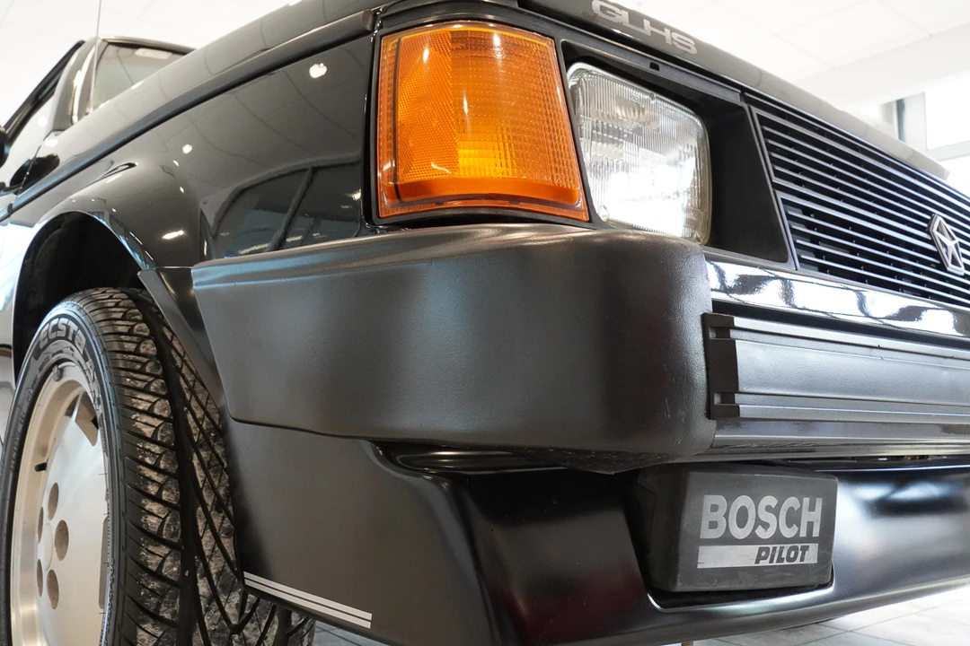 1986 Dodge Shelby GLH-S - Image 28 of 31