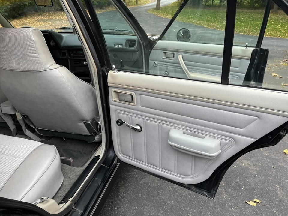 1986 Dodge Shelby GLH-S - Image 20 of 21