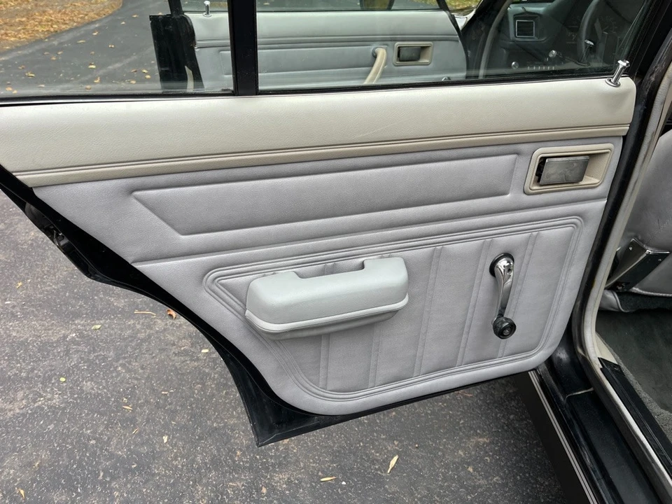 1986 Dodge Shelby GLH-S - Image 14 of 21