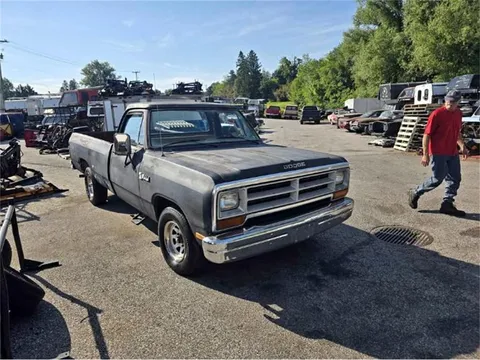 1986 Dodge Pickup
