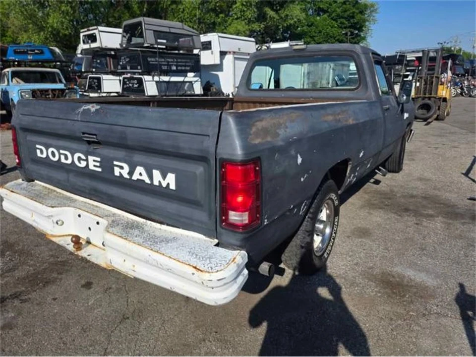 1986 Dodge D Series - Image 11 of 18