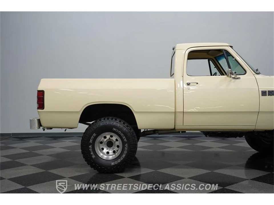 1986 Dodge Ram 1st Gen - Image 26 of 31