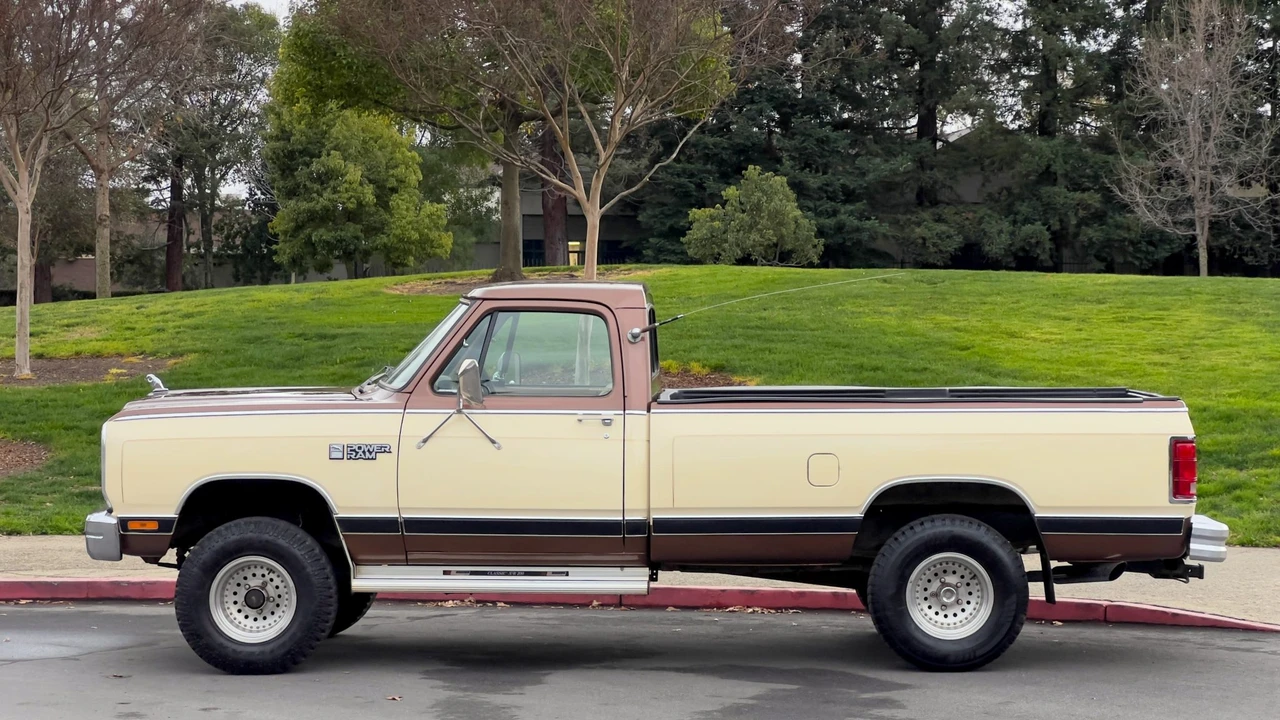 1986 Dodge Ram 1st Gen - Image 21 of 31