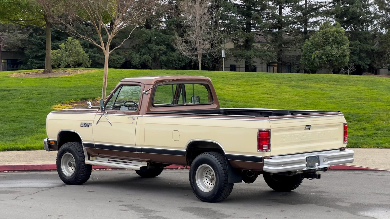 1986 Dodge Ram 1st Gen - Image 23 of 31