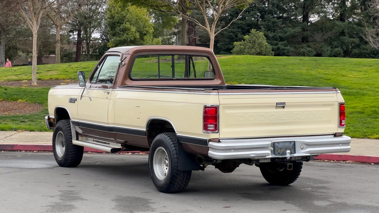 1986 Dodge Ram 1st Gen - Image 26 of 31