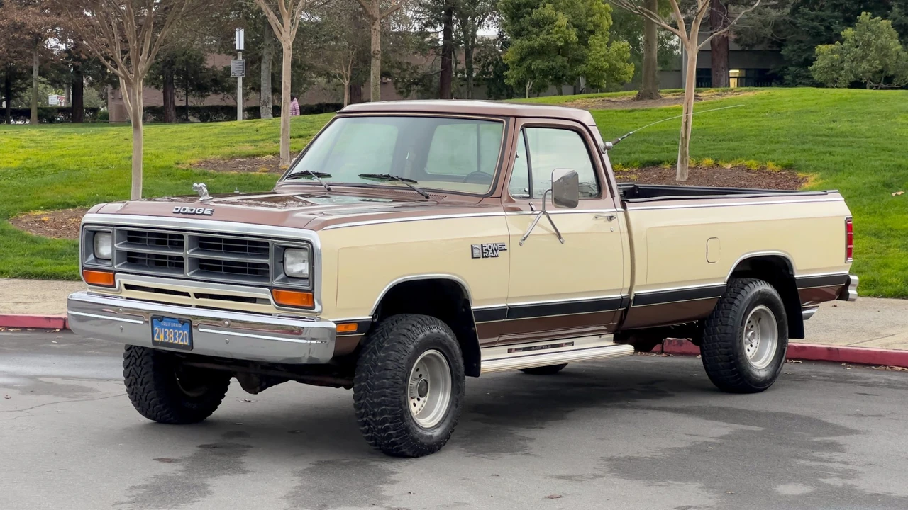 1986 Dodge Ram 1st Gen - Image 17 of 31