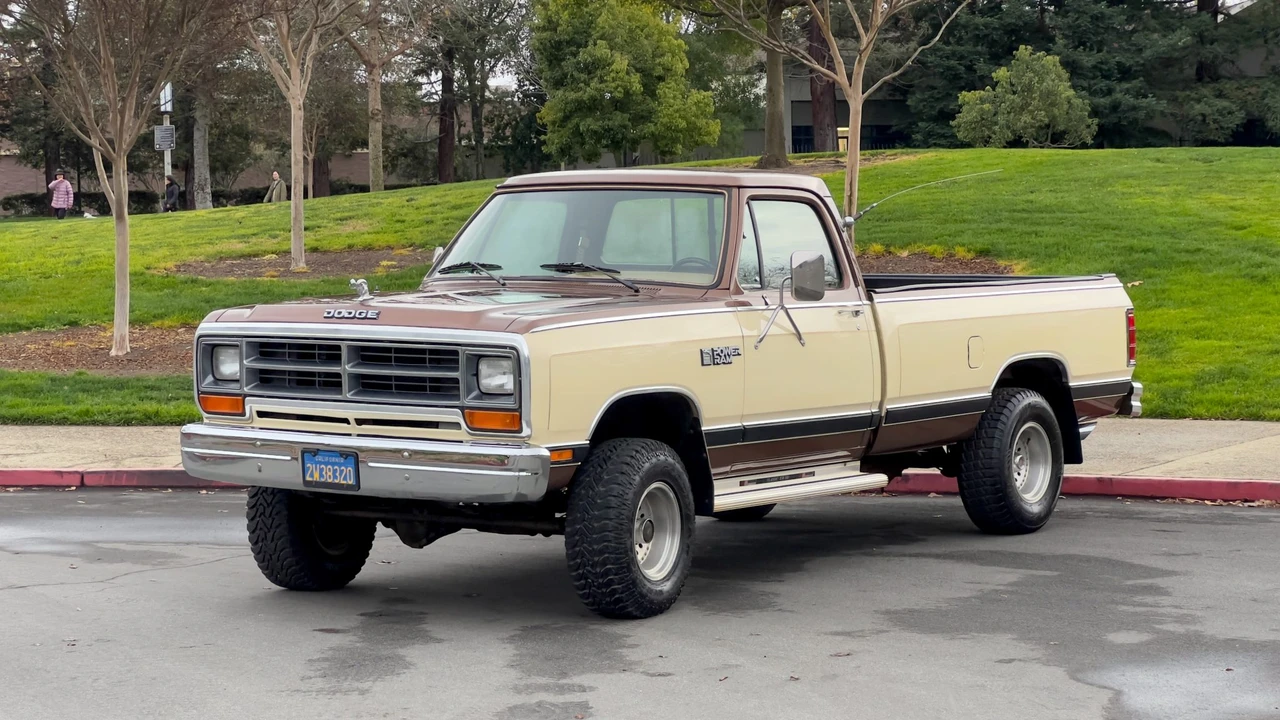 1986 Dodge Ram 1st Gen - Image 16 of 31