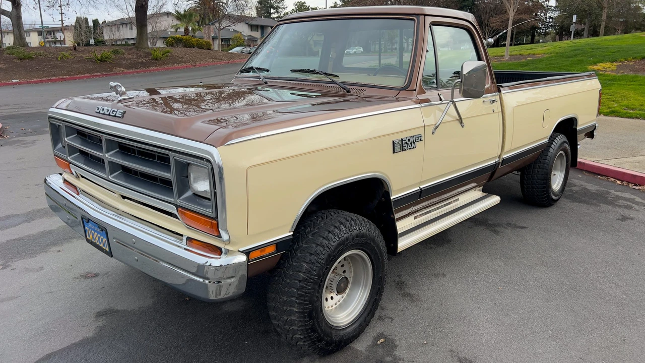 1986 Dodge Ram 1st Gen - Image 15 of 31