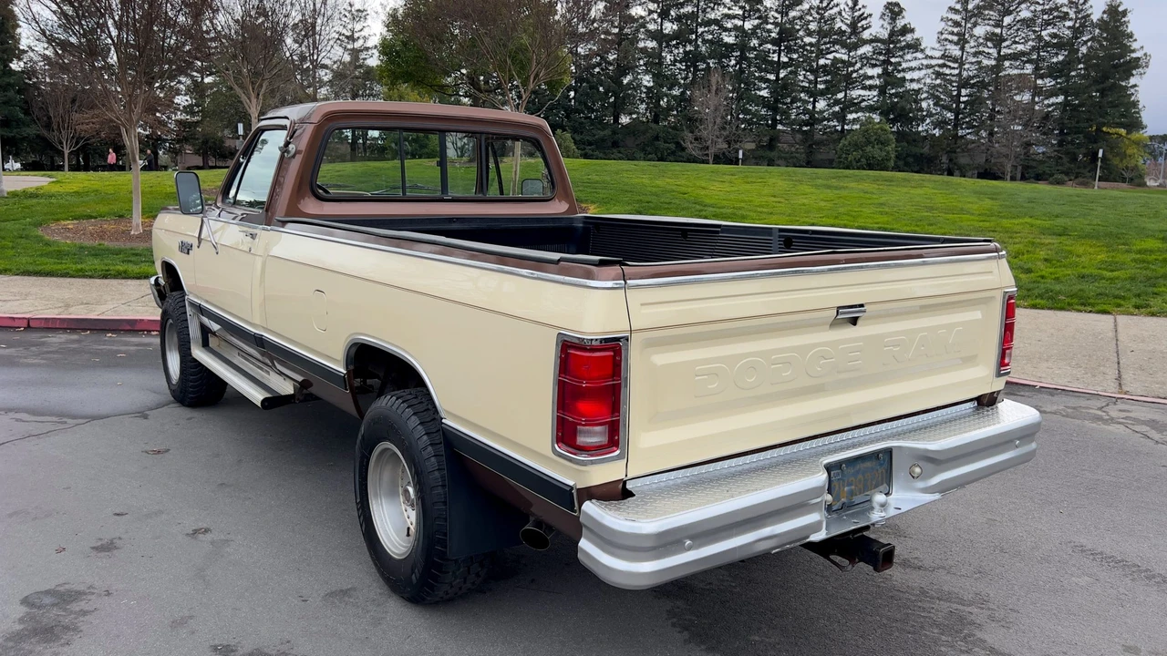 1986 Dodge Ram 1st Gen - Image 27 of 31