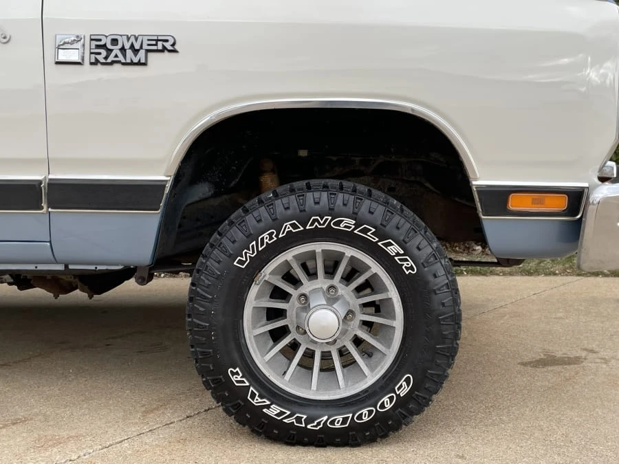 1986 Dodge Ram 1st Gen - Image 15 of 25