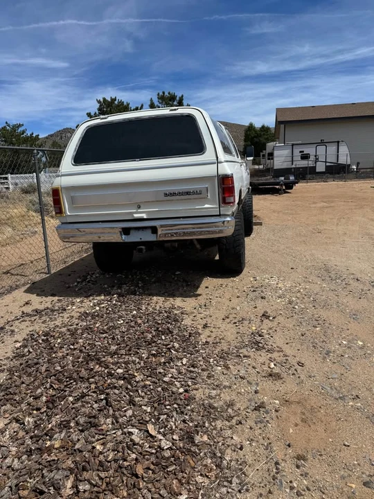 1986 Dodge Ramcharger - Image 4 of 7